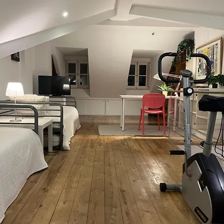 Casa Escadinhas فيلة *