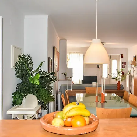 Casa Escadinhas إيريسييرا