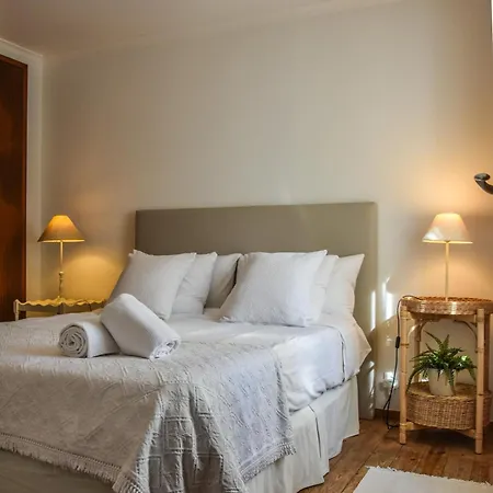 Casa Escadinhas * إيريسييرا